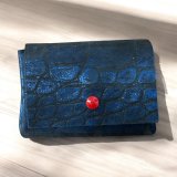 Bleu motif crocodile 